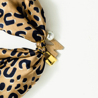 Silky Scarfies